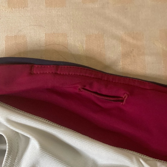 Lululemon Inkwell Floral Ghost Bumble Berry Speed Up Shorts 3” 2014 - Picture 15 of 15